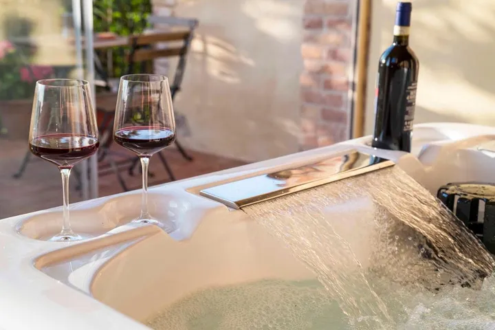 Appartamento vacanze per 5 persone, con idromassaggio e giardino - 1