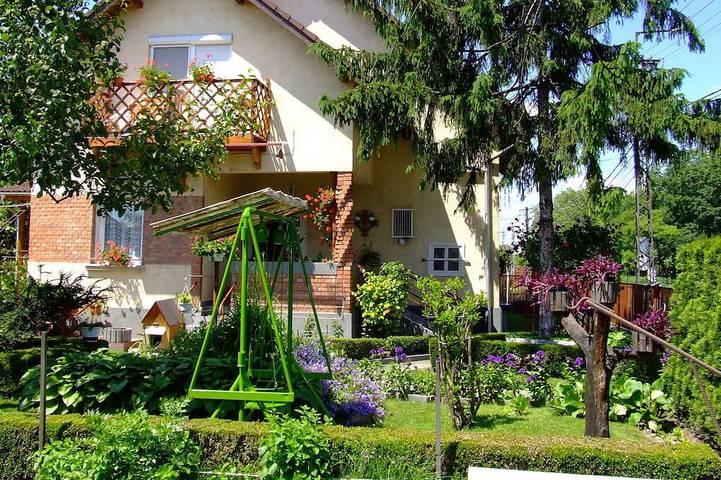 Ferienwohnung für 4 Personen, mit Garten und Balkon - 1