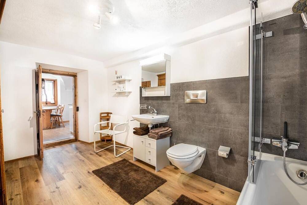 Ganze Wohnung, Chesa Treig in Samedan, Sankt Moritz