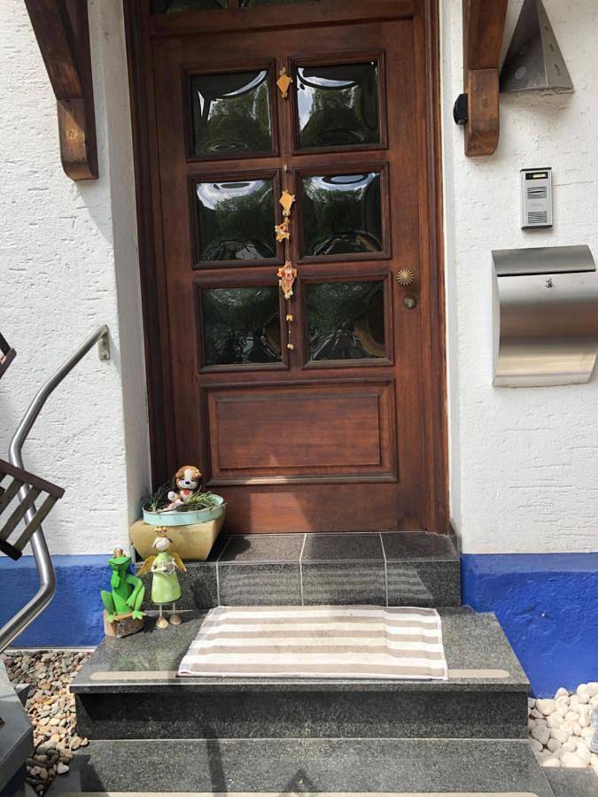 Ferienwohnung für 6 Personen, mit Terrasse und Garten sowie Ausblick in Winningen - 4