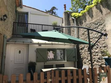 Gîte pour 5 personnes, avec terrasse dans Lac de Jouarrès