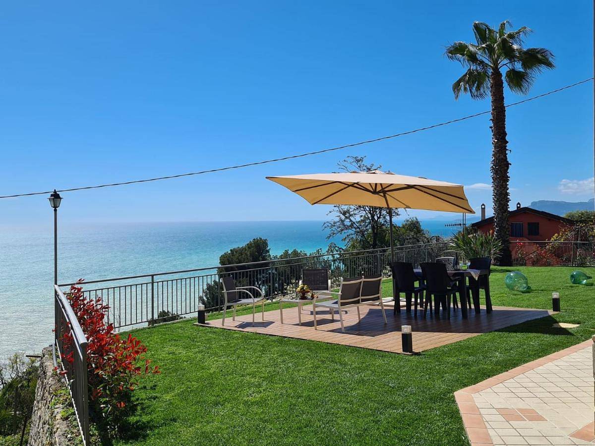Casa Ulivi e Mare in Ventimiglia, Ligurische Küste