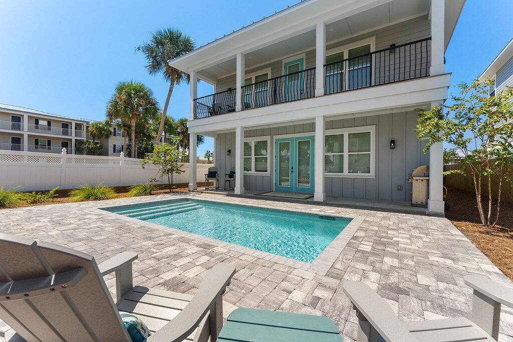 Gulf Views | Private Pool | 7 King Brs | Luxury Crystal Beach in Destin, Emerald Coast