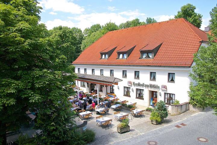 Hotel für 2 Personen, mit Terrasse und Pool sowie Sauna in Markt Schwaben