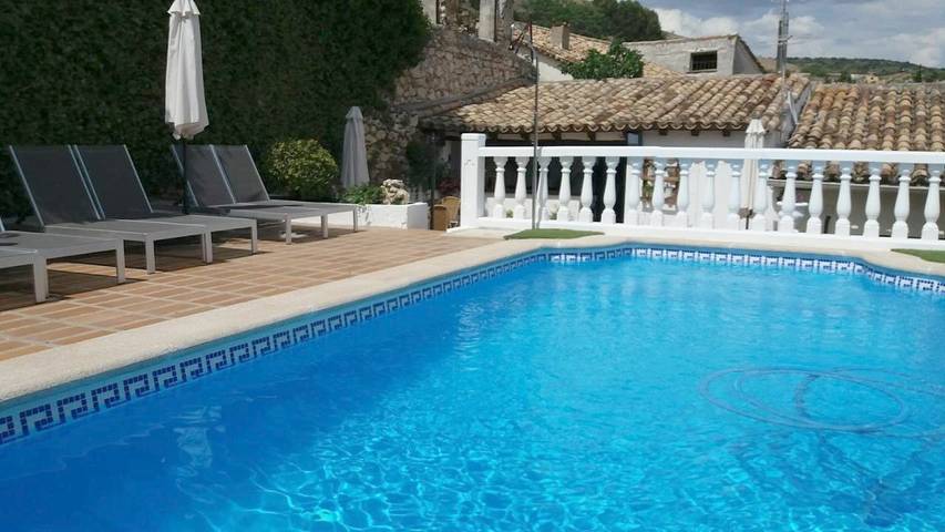 Casa de huéspuedes para 2 personas, con vistas y piscina además de jardín y terraza en La Alcarria - 3