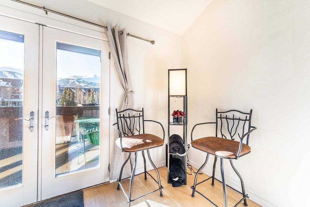 Rates Reduced! Dogs Welcome! Stunning Views & Unbeatable Location! Mainc in Arapaho and Roosevelt National Forests