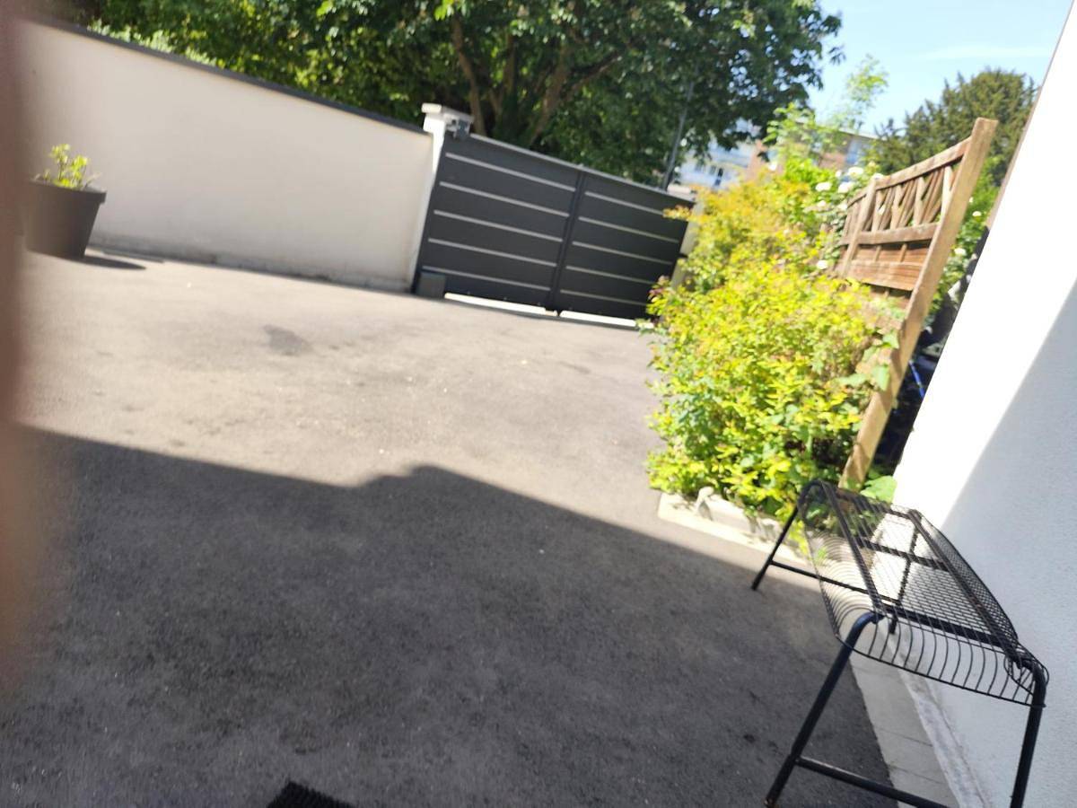 Appartement entier, Appartement cosy entier et parking privé sur place a 5min de lille et 10 min du Stade Pierre Mauroy in Mons-en-Barœul, Région de Lille