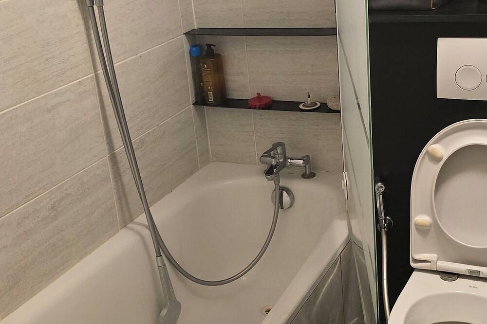 Appartement entier, Chambre chez l'habitant 10 mn Paris in Gennevilliers, Hauts-de-Seine