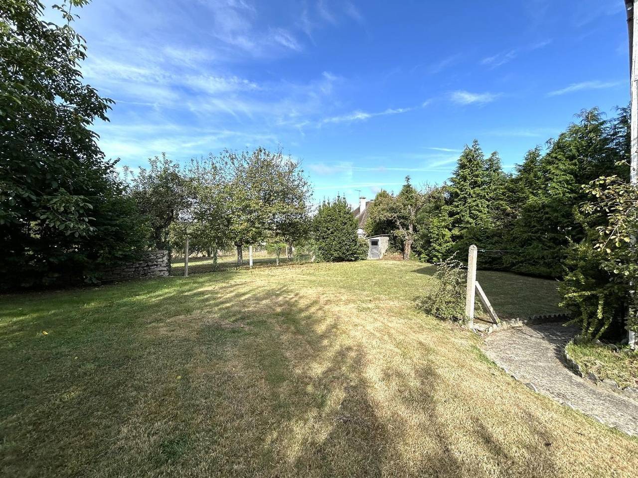 Gite Les Quatre Pommiers (23G1465) in Crozant, Région de Guéret