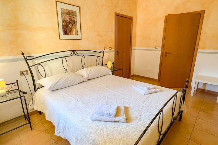 Holiday apartment for 2 people, with garden - 1