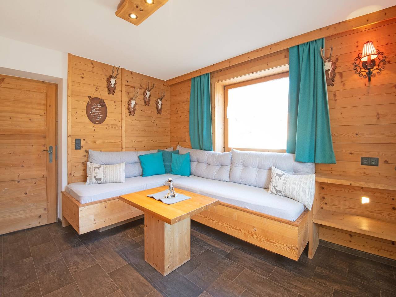 Chalet in Fügen nahe Spieljochbahn in Tuxer Alpen, Fügen