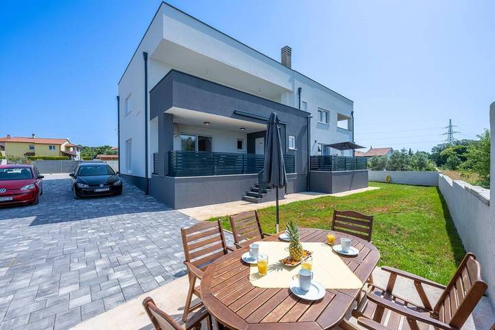 Appartement de vacances pour 4 personnes, avec balcon et jardin - 1