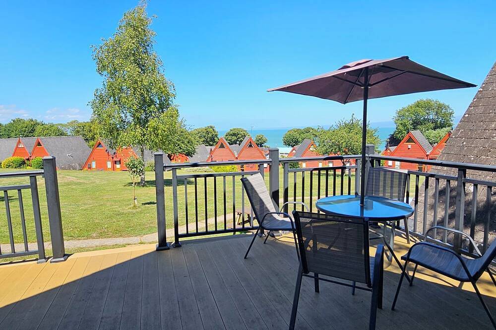 Scandi style timber chalet in Kingsdown, Kent