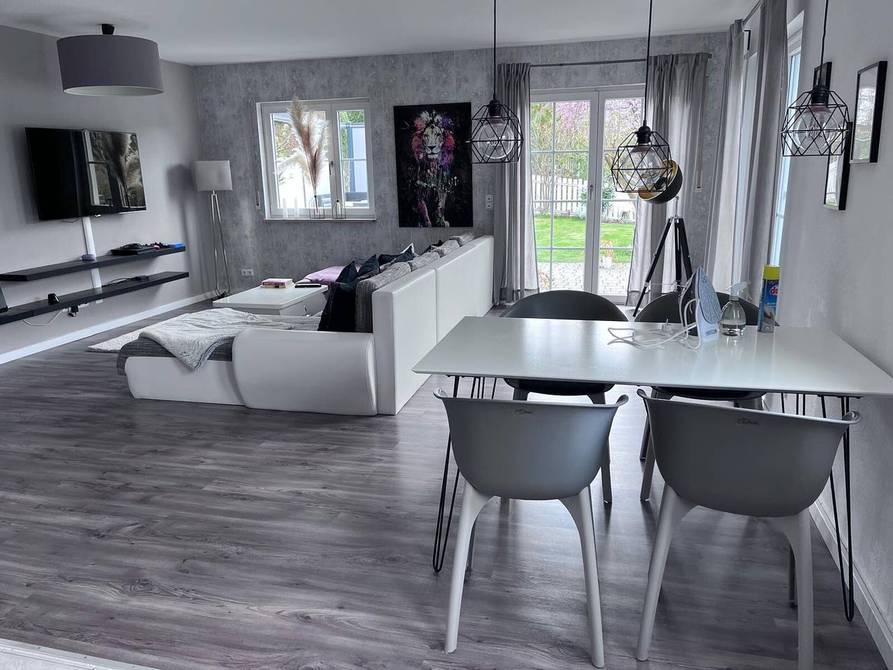 Ferienhaus 'Schnürleinsmühle' mit privatem Pool, privater Terrasse und Wlan in Weißenburg in Bayern, Frankenalb