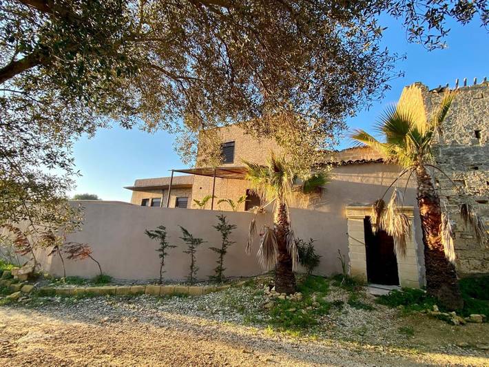 Agriturismo per 6 persone, con giardino e panorama, con animali domestici in Marsala