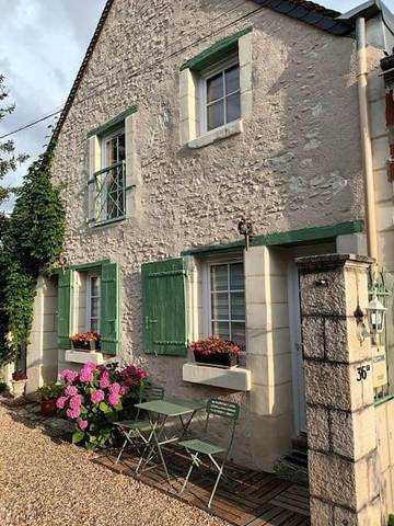 Gîte pour 2 personnes, avec terrasse à Bléré