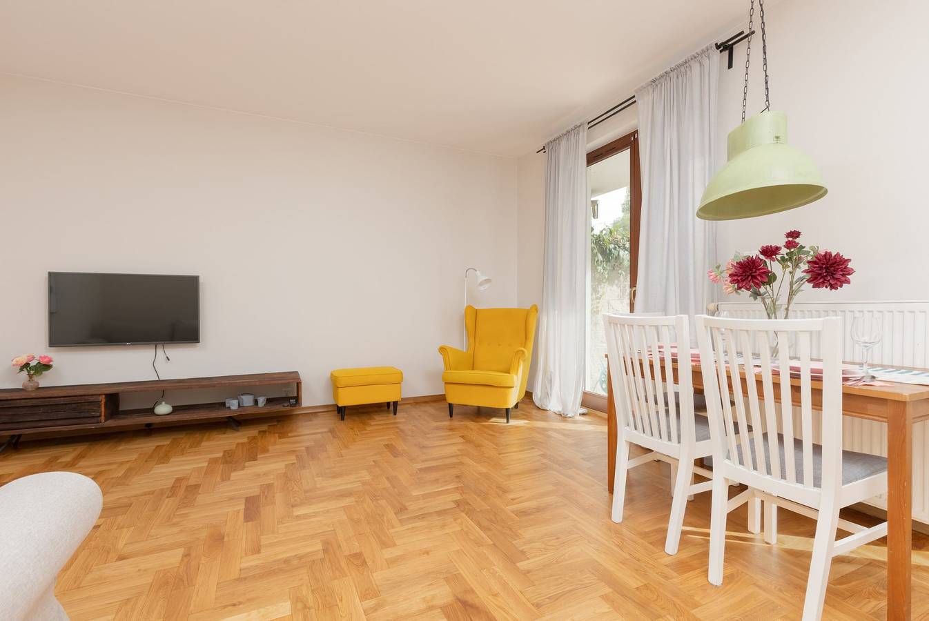 Cały apartament, Stylish Apartment with Terrace | Private Parking | Mokotow. in Mokotów, Warszawa