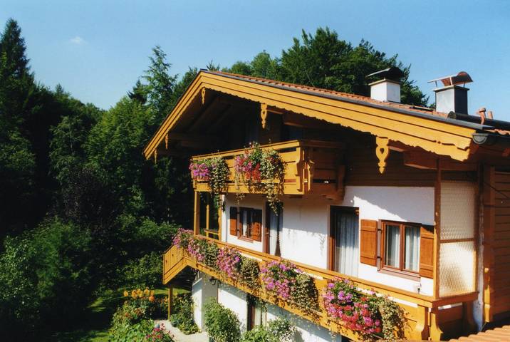 Ferienwohnung für 3 Personen, mit Balkon und Terrasse sowie Garten in Siegsdorf