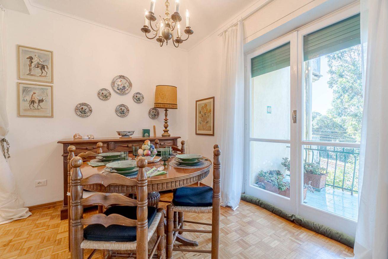 Entire apartment, Villa Tigullio Vintage Holiday Flat x4 in Rapallo (City), Rapallo