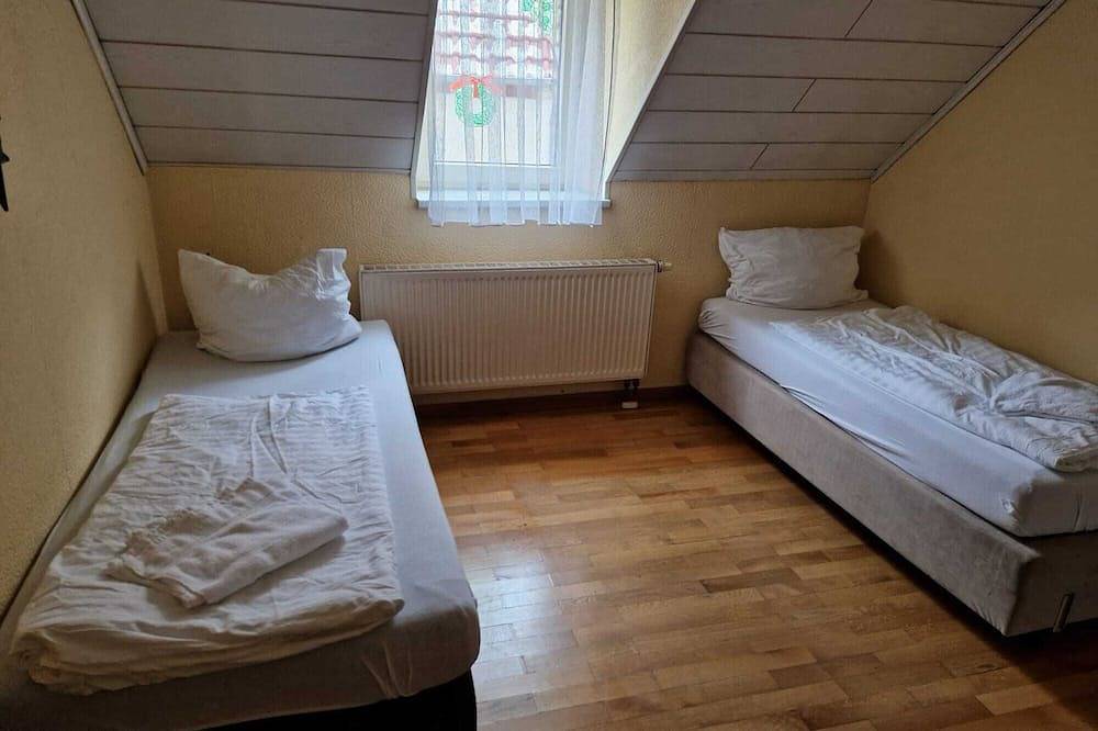 Helles Reihenhaus – zentral & ideal für Gruppen von 1 - 6 Personen in Kaiserslautern, Saar-Nahe-Bergland