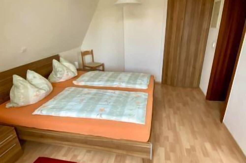 Ganze Wohnung, Kamelienweg in Laubegast, Dresden