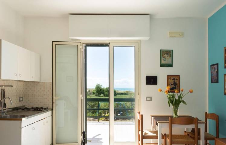 Gîte pour 5 personnes, avec jardin et vue, animaux acceptés à Sampieri - 2