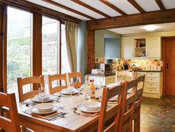 Cottage for 8 People in Powys, Mid-Wales, Photo 4