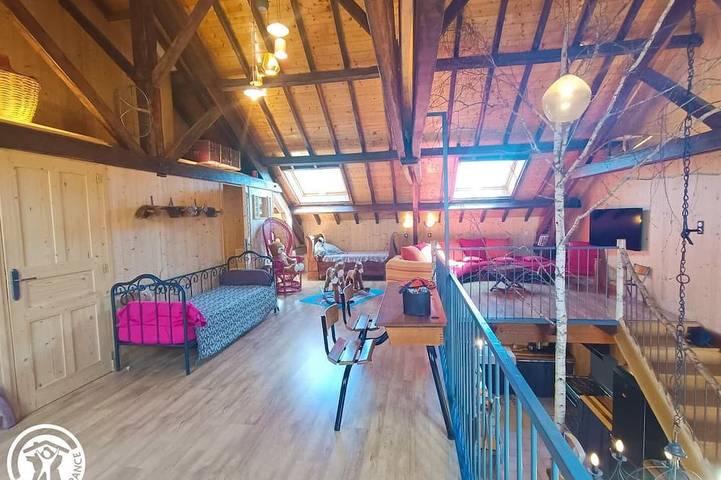 Location de vacances pour 15 personnes, avec jardin à Aynac - 4