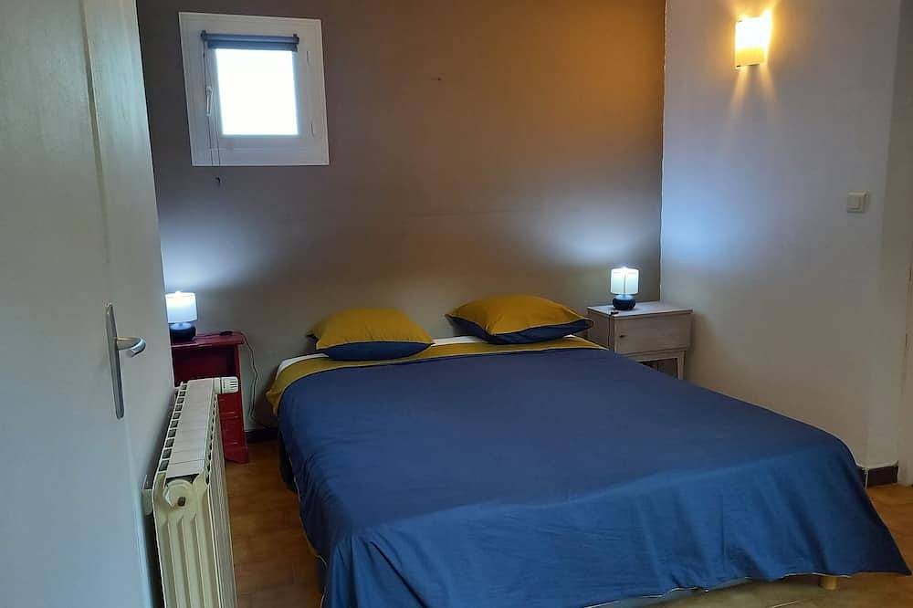 Provencal villa with swimming pool, fully air-conditioned in Solliès-Ville, Region de Toulon