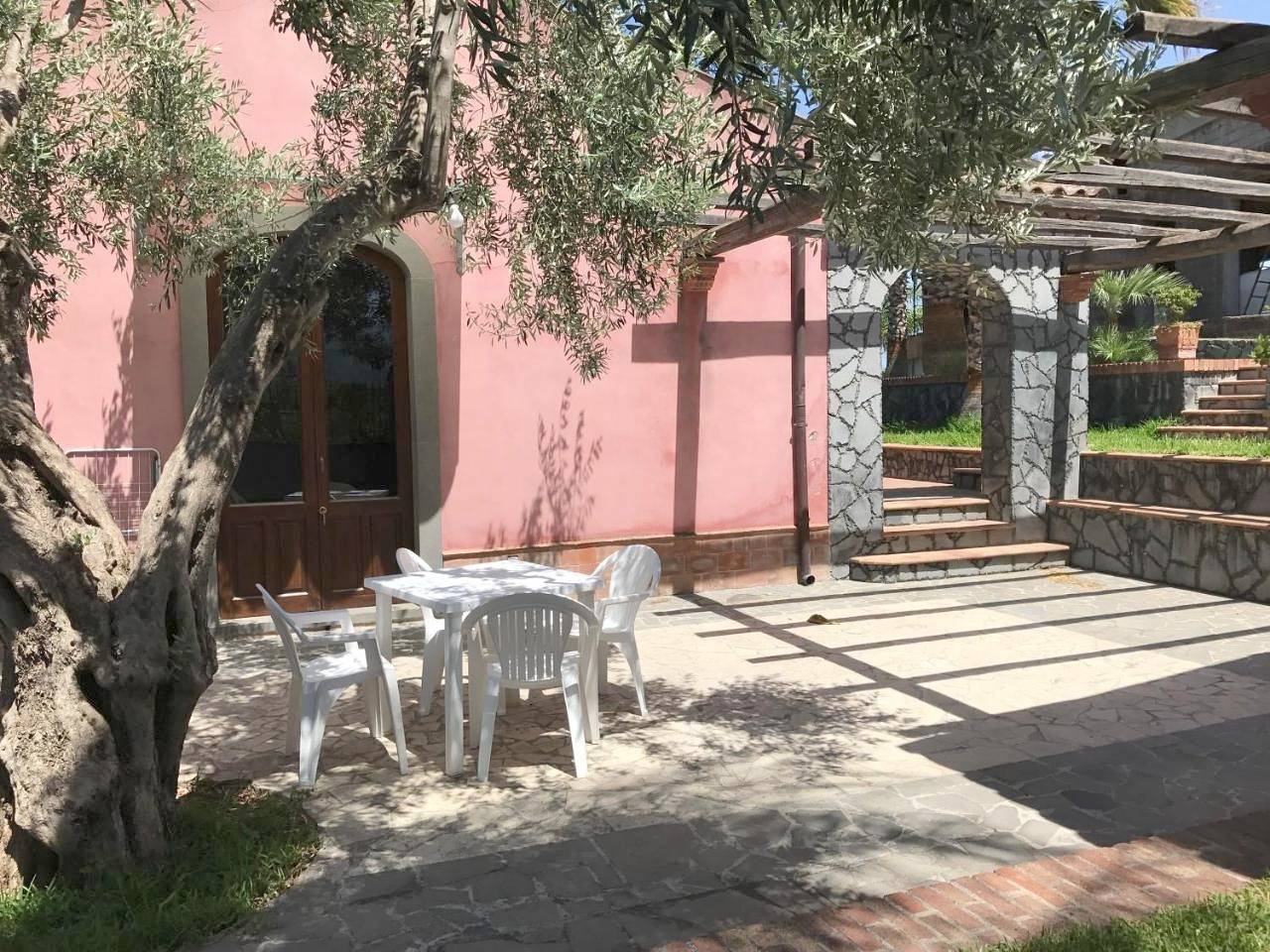 Holiday Home in Fiumefreddo di Sicilia, Catania Provinz