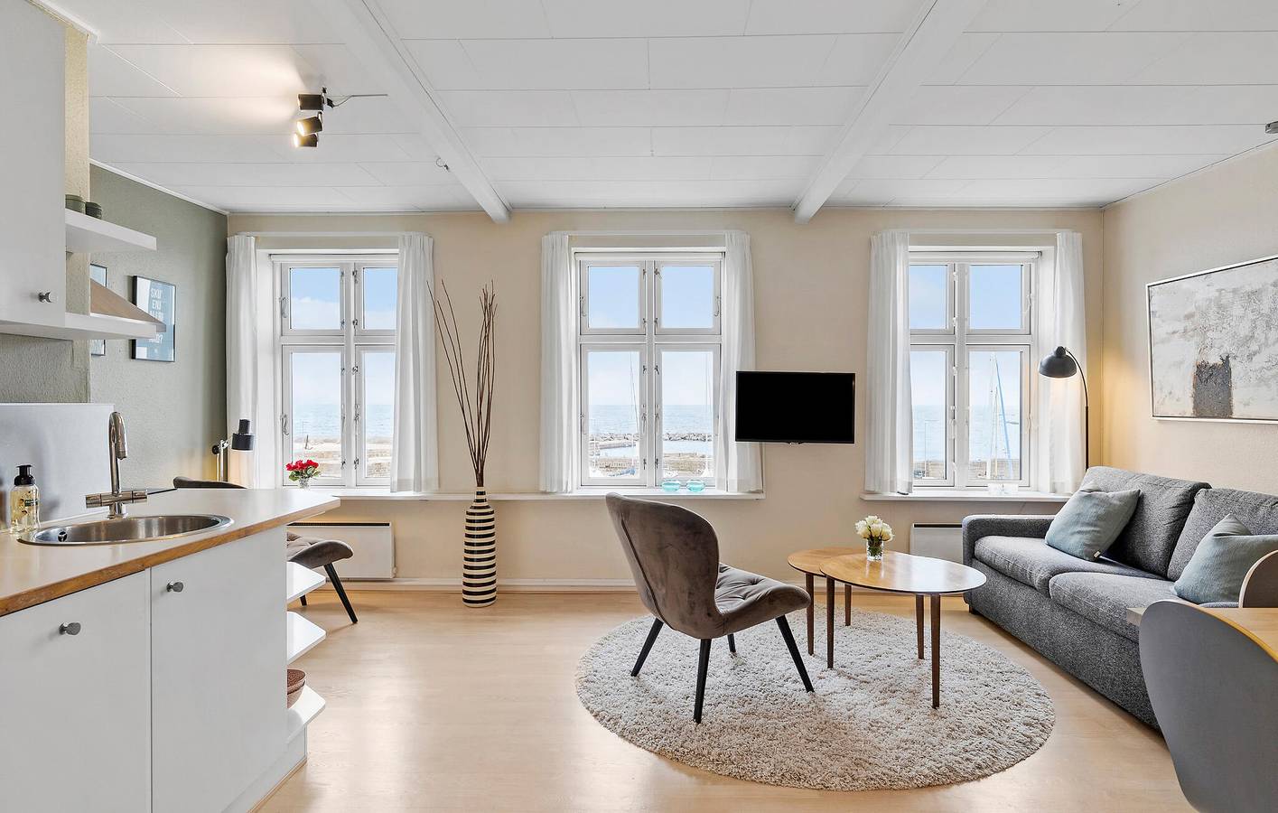 Hel ferielejlighed, Ferielejlighed for 6 personer in Svaneke, Bornholm