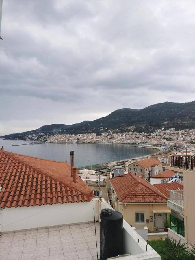 Location de vacances pour 2 personnes, avec balcon et vue dans Samos (Grèce)
