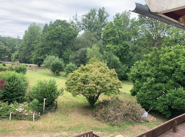 Location de vacances pour 8 personnes, avec jardin ainsi que piscine et vue, adapté aux familles à Saint-Léonard-des-Bois - 2