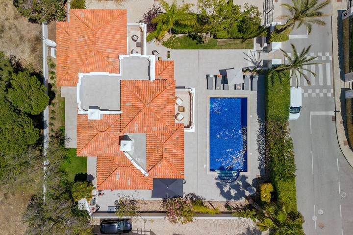 Villa pour 14 personnes, avec jardin et balcon dans Quinta do Lago - 2