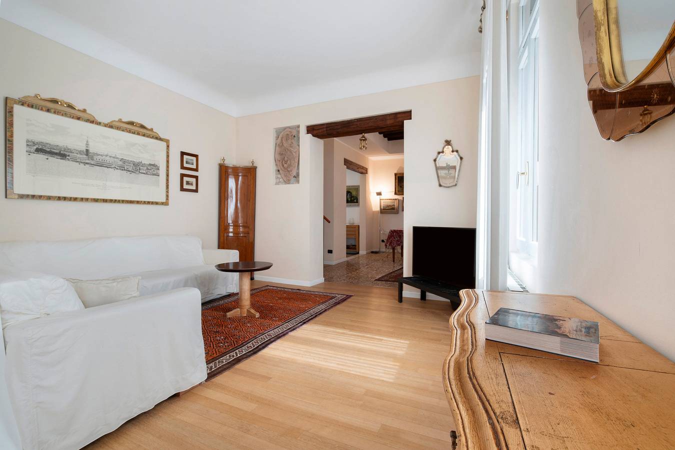 Apartamento entero, Apartamento 'Luxury Home' con vistas al mar, Wi-Fi y aire acondicionado in Venecia, Provincia de Venezia