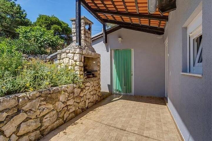 Ganze Wohnung, Studio Appartement am Strand Artatore, Losinj -a in Cunski, Lošinj (Kvarner Bucht)