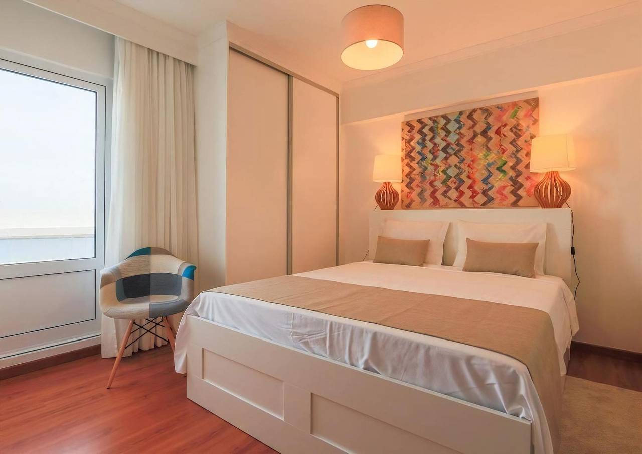 Geheel appartement, Vakantieappartement voor 5 personen met balkon in São Miguel Island, Ponta Delgada