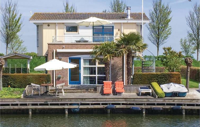 Ferienhaus für 8 Personen, mit Garten und Terrasse sowie Whirlpool - 1