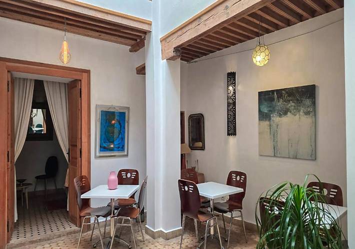 Alojamiento y desayuno para 3 personas, con terraza y vistas - 1