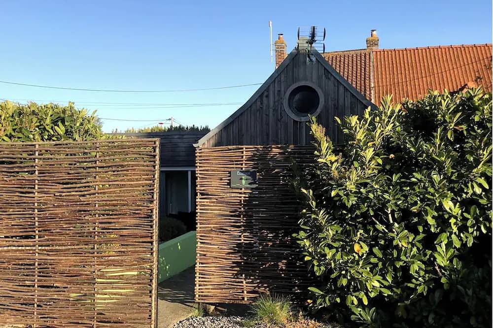 Los jardines de Ilona \"Ecocoon\" in Arques, Región de Saint-Omer