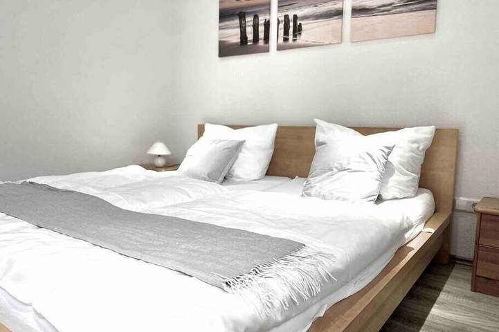 Ferienhaus für 20 Personen, mit Balkon und Sauna sowie Garten in Elzach - 2