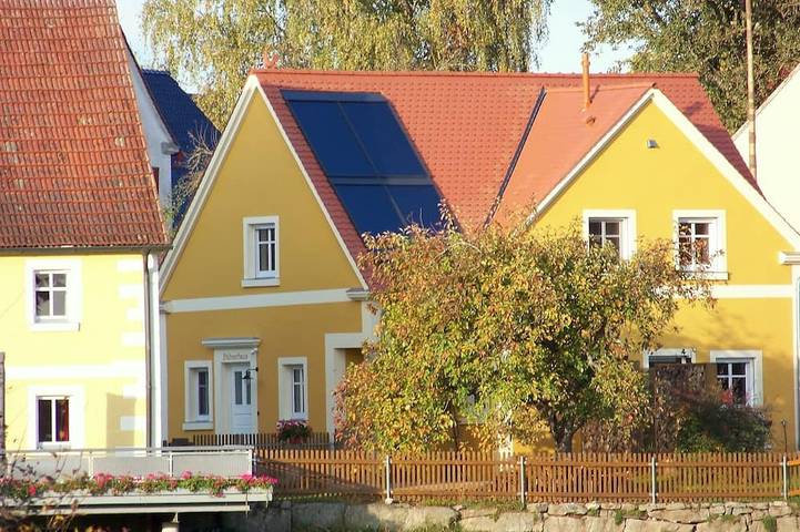 Ferienwohnung für 5 Personen, mit Balkon und Garten