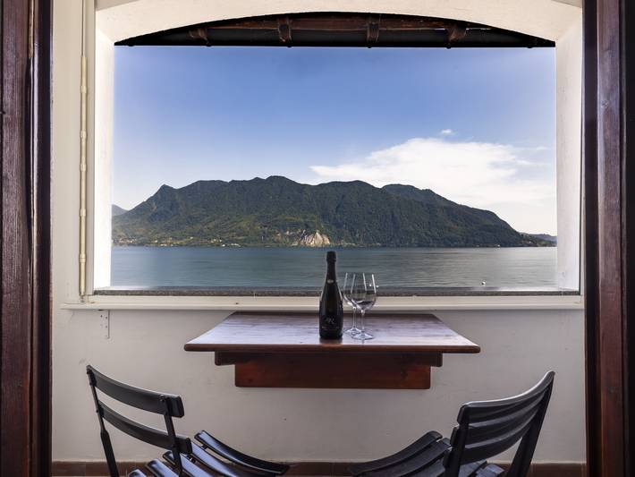 Appartamento per 4 persone, con Balcone e Vista lago a Ghiffa