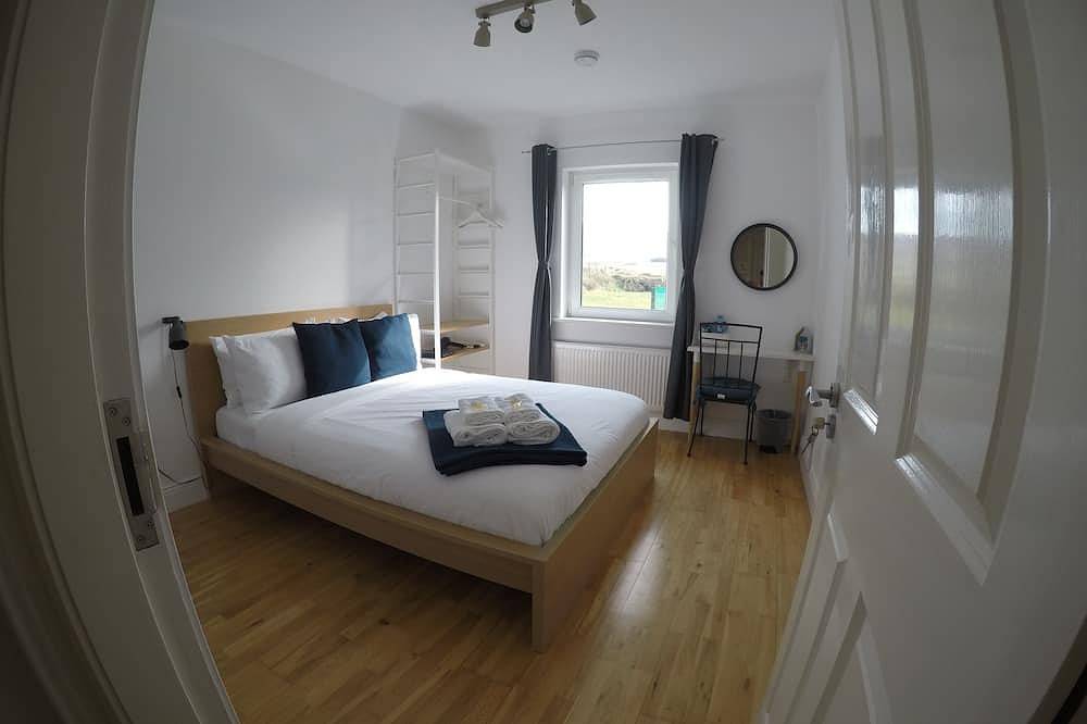 Double room with mountain view in Portmagee, County Kerry