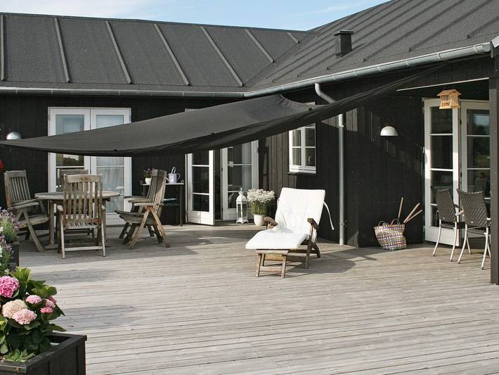 Ferieudlejning for 10 personer, med Jacuzzi og Terrasse samt Sauna i Nysted