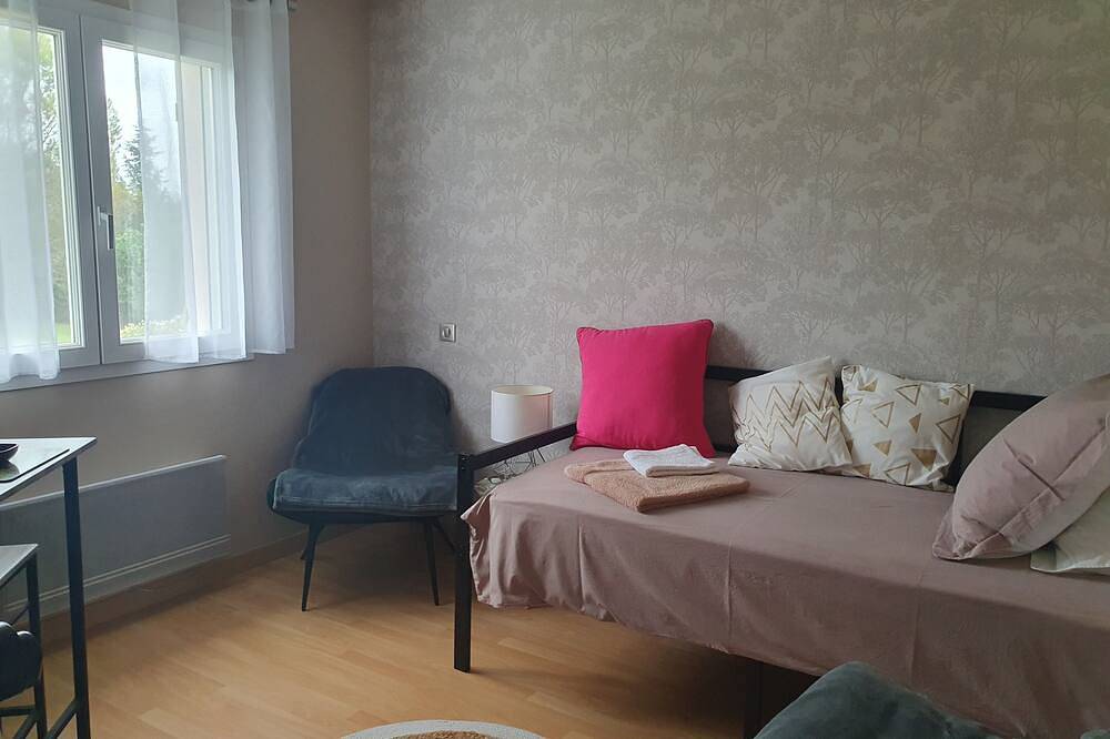\"Les deux glycines\" Bed and Breakfast  in Lédat, Región de Villeneuve-sur-Lot
