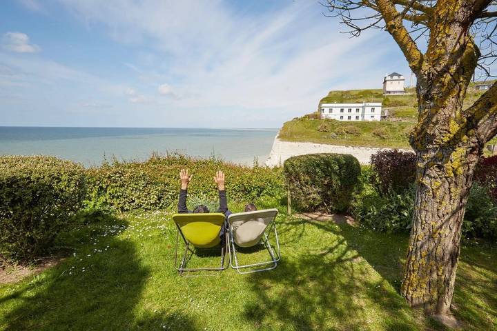 Hôtel pour 2 personnes, avec jardin ainsi que sauna et jacuzzi, animaux acceptés dans Falaises du Bois de Cise - 4