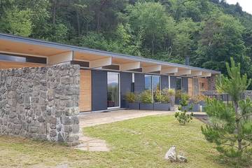Gîte pour 5 personnes, avec jardin et terrasse à Savines-le-Lac