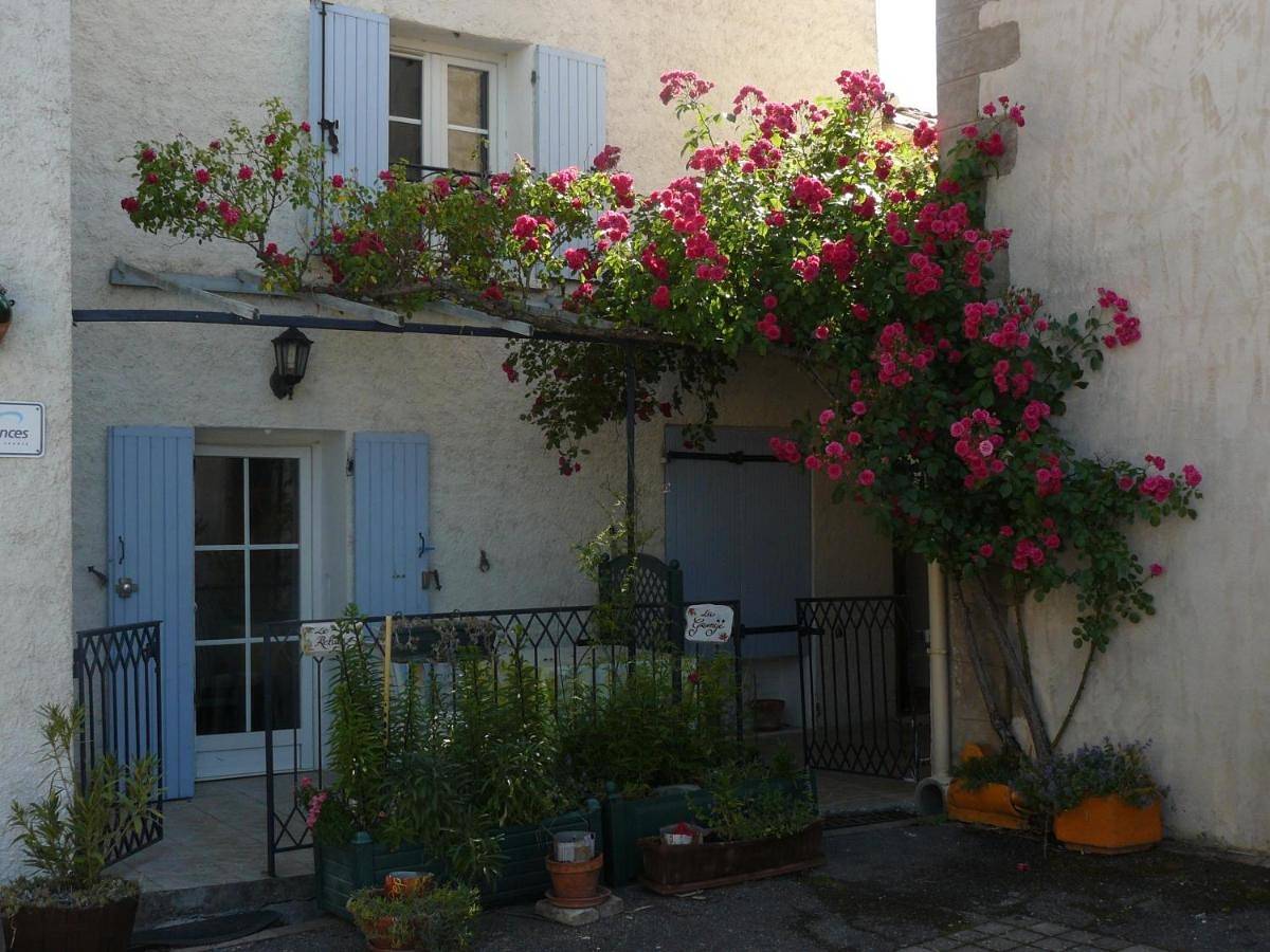 Appartement entier, One-bedroom Holiday Home with mezzanine in Le Chaffaut-Saint-Jurson, Alpes-de-Haute-Provence