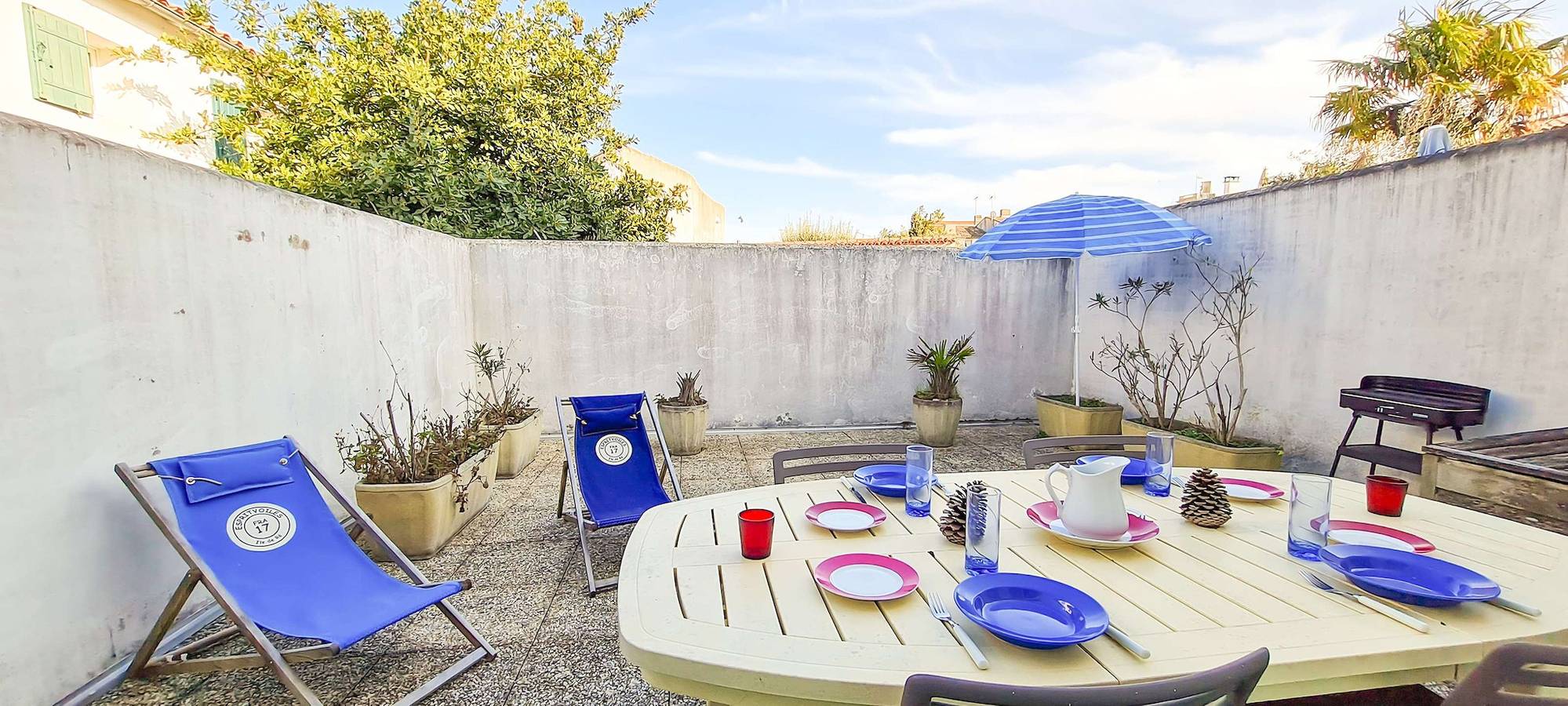 Apartamento vacacional entero, House close to the port of Saint Martin de Ré in Saint-Martin-de-Ré, Isla de Ré